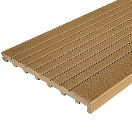 Ступень ДПК Latitudo Step-320 Орех Полнотелая купить в Воронеже